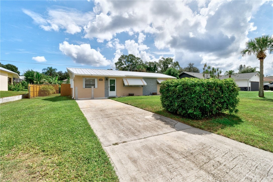 425 Easy Street