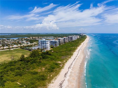 A home in North Hutchinson Island