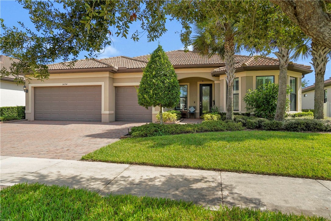 5094 Pendelton Square, Vero Beach