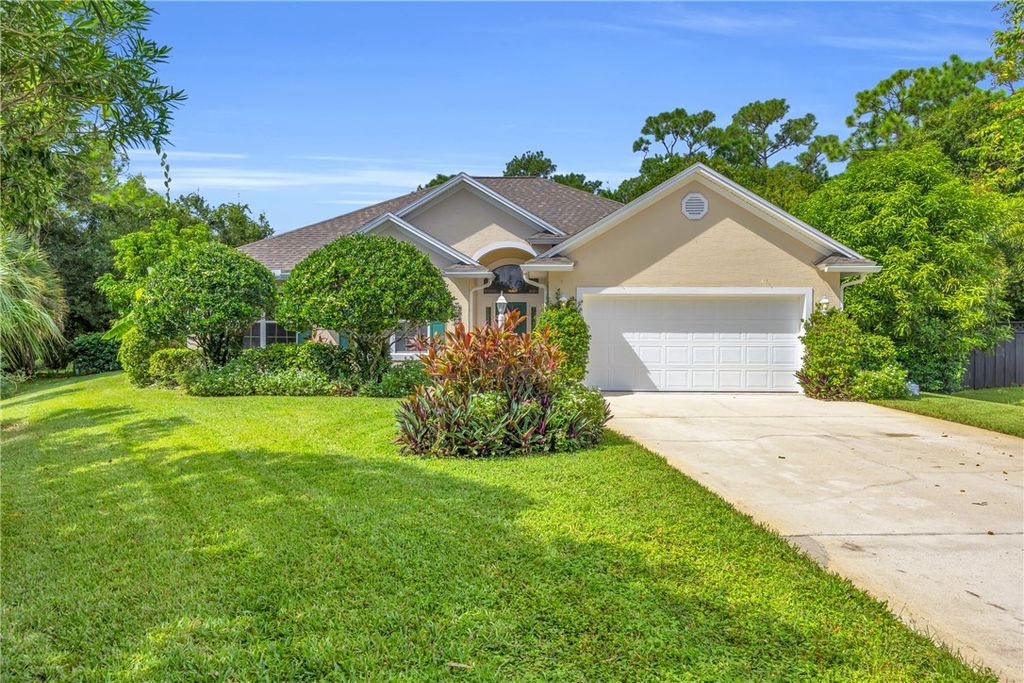 Photo of 5875 39th Lane, Vero Beach, FL 32966 (MLS # 291015)