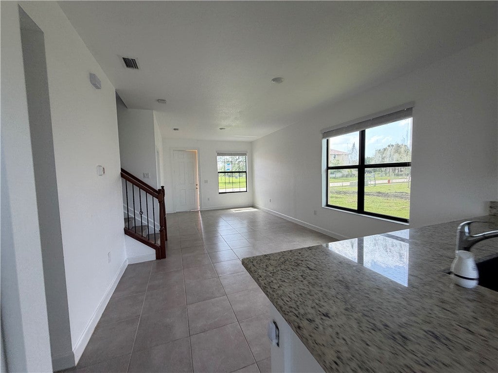 922 S Verona Trace Drive