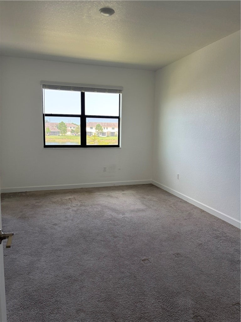 922 S Verona Trace Drive
