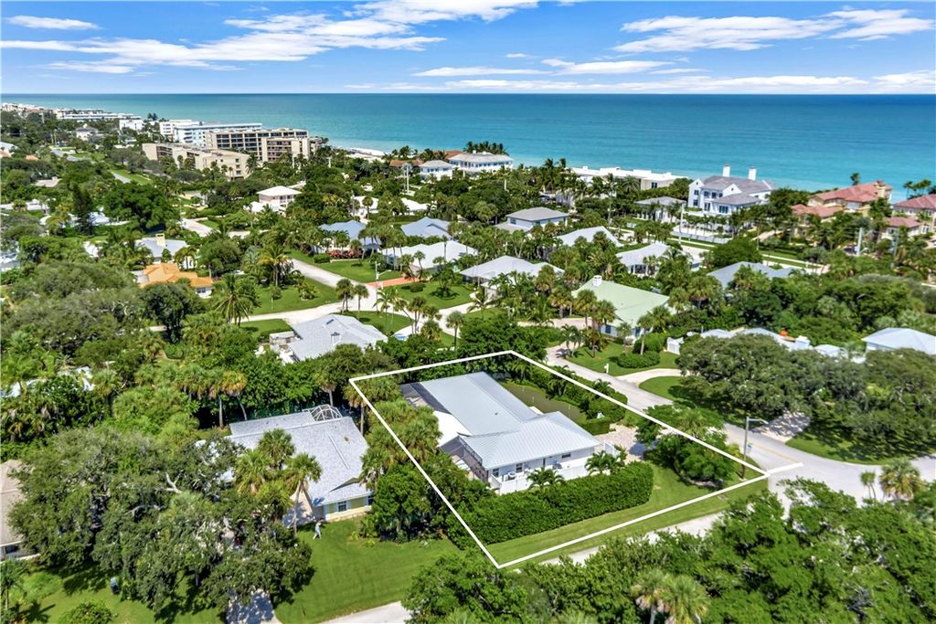 Photo of 3605 Eagle Drive, Vero Beach, FL 32963 (MLS # 291298)