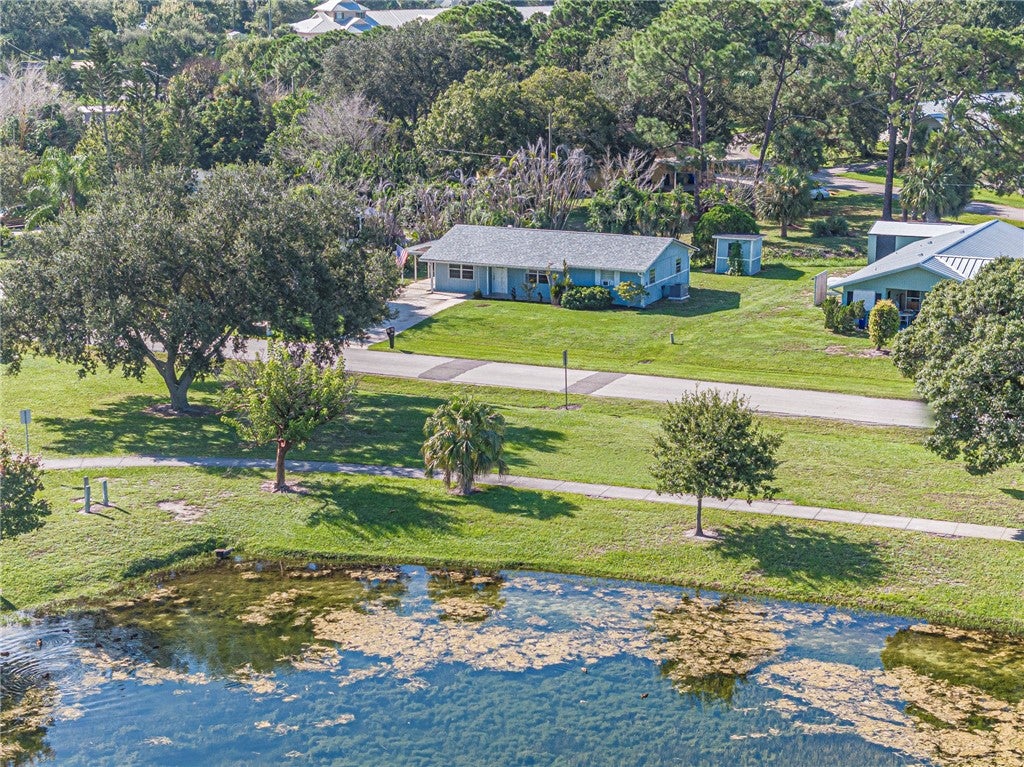 401 Lake Drive