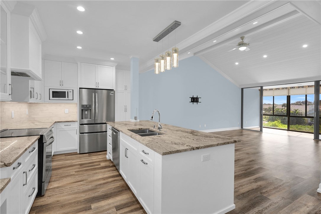 1845 Tarpon Lane G304