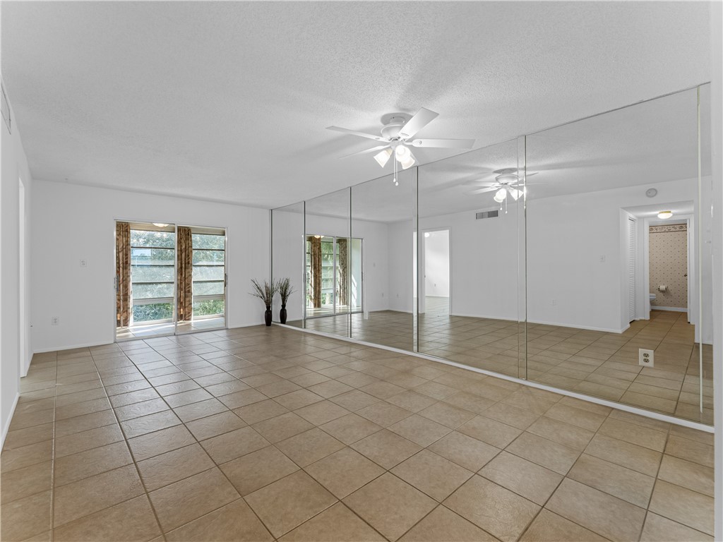 1100 Ponce De Leon Circle N308