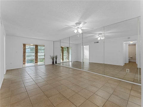 1100 Ponce De Leon Circle N308, Vero Beach, FL 32960