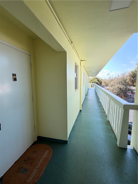 1100 Ponce De Leon Circle N308, Vero Beach, FL 32960