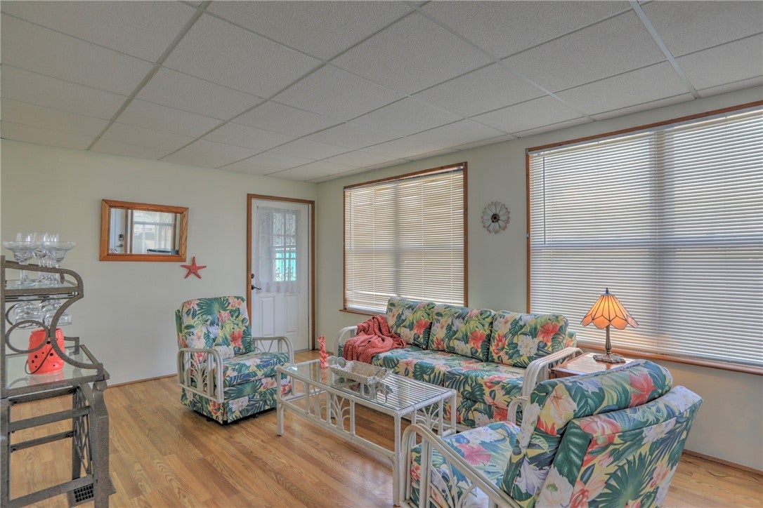 437 Seagull Drive