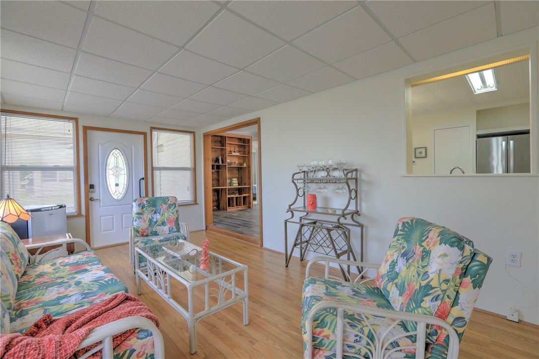 437 Seagull Drive