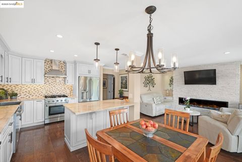 2400 Pine Knoll Dr Unit 12, Walnut Creek, CA 94595 - #: 41095697