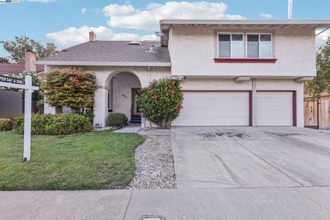 Photo of 3135 Gulfstream, Pleasanton, CA 94588 (MLS # 41114183)