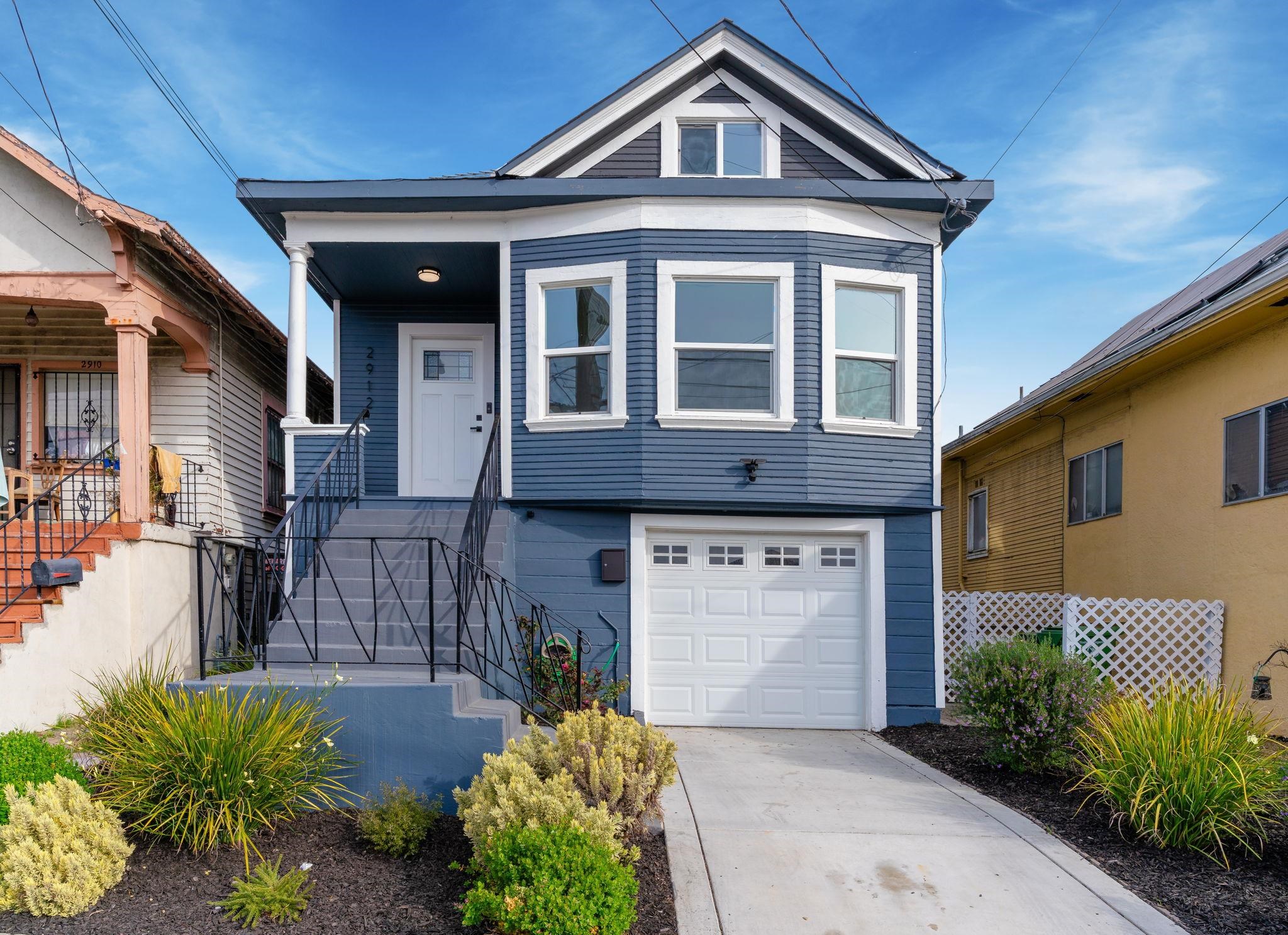 Photo 1 of 39 — 2912 E 22Nd St, Oakland, CA 94601