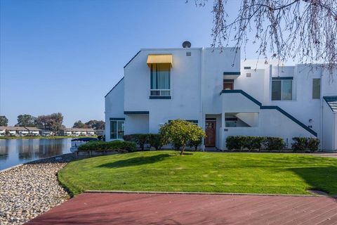 A home in Foster City