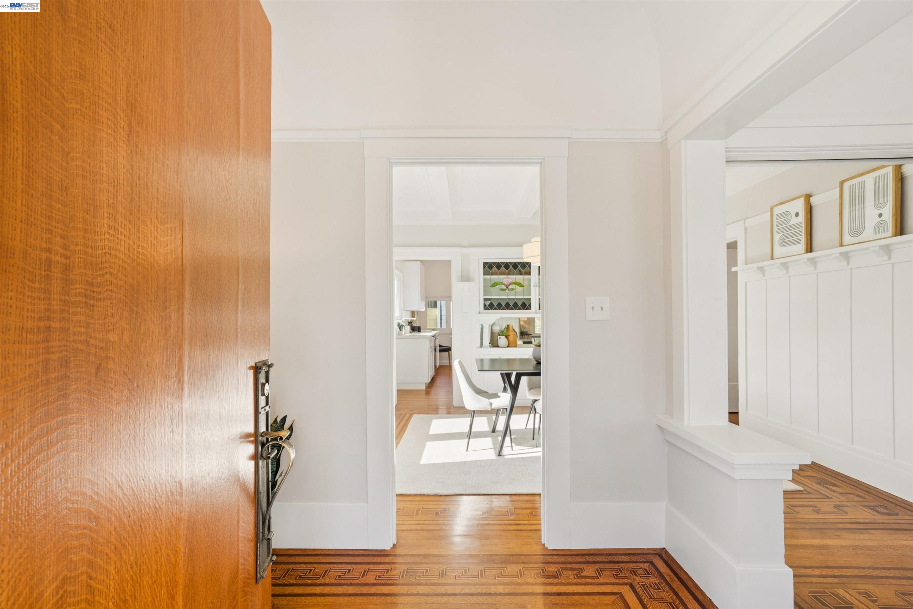 1407 Pearl St