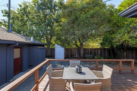 A home in Palo Alto