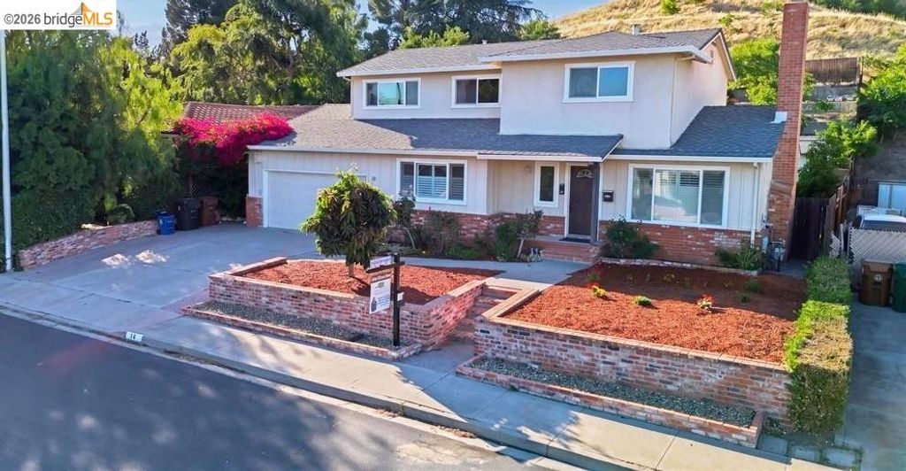 Photo of 14 Terranova Dr, Antioch, CA 94509 (MLS # 41135341)