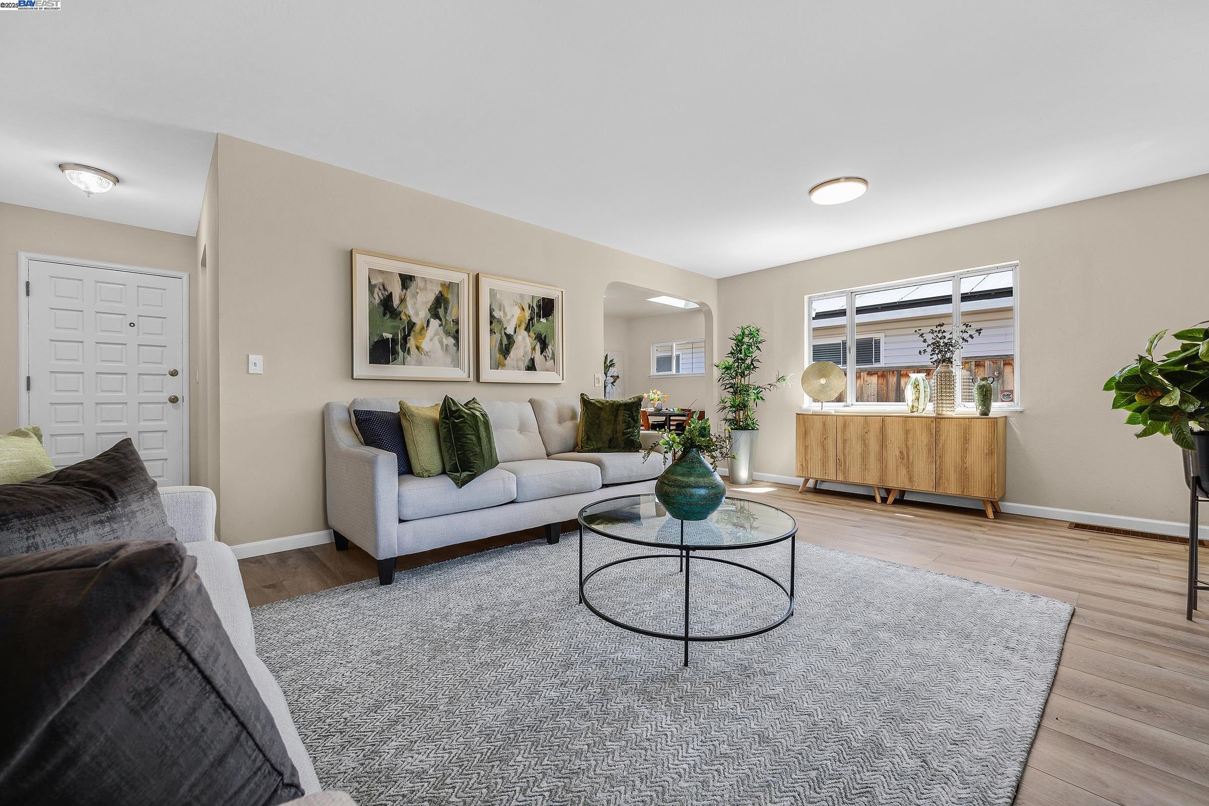 Livermore, California 94550, United States, 3 Bedrooms Bedrooms, ,2 BathroomsBathrooms,Residential,Active,172923