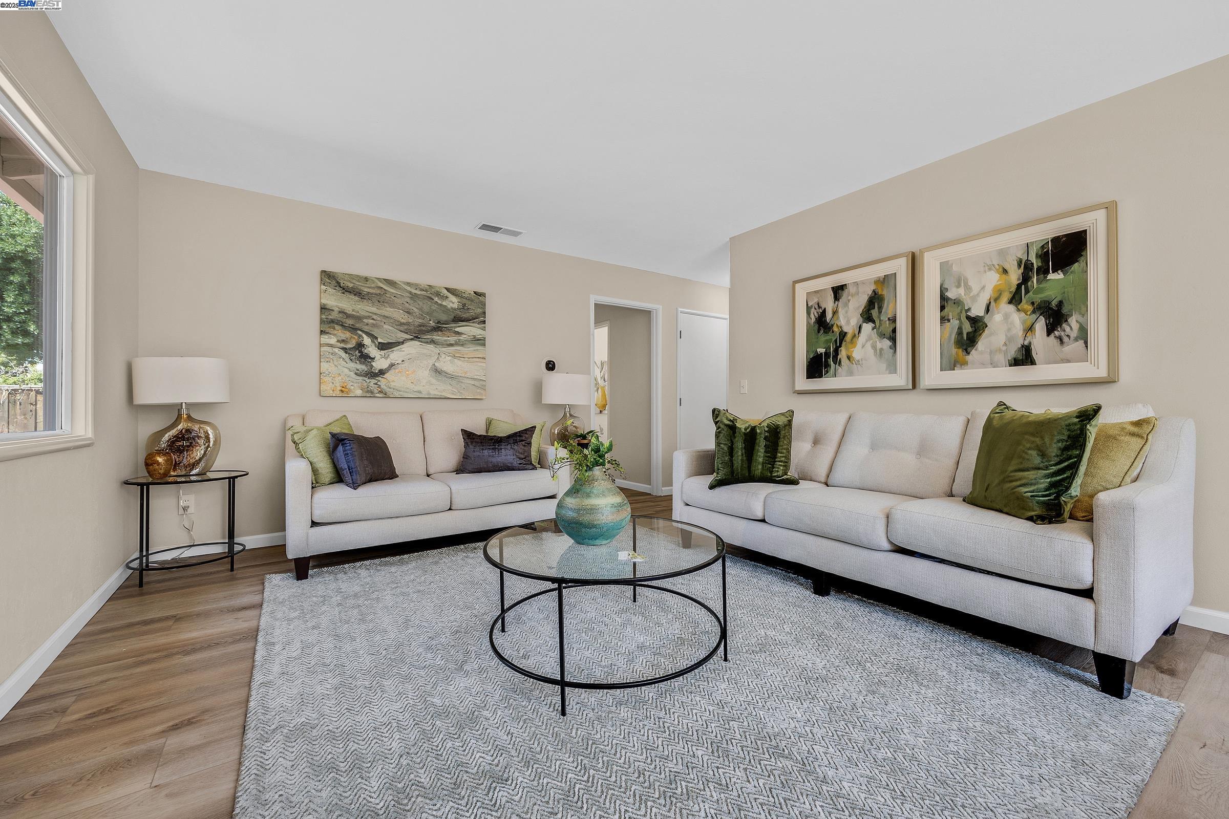 Livermore, California 94550, United States, 3 Bedrooms Bedrooms, ,2 BathroomsBathrooms,Residential,Active,172923