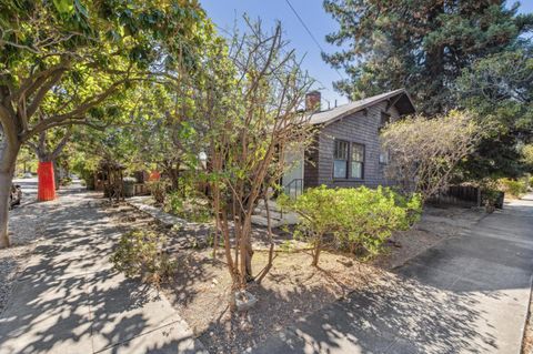 A home in Palo Alto