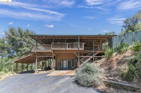 A home in Sutter Creek