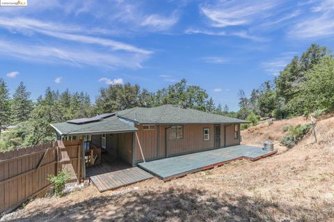 A home in Sutter Creek