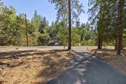 A home in Tuolumne