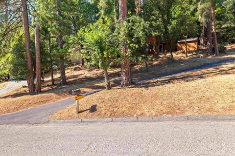 A home in Tuolumne