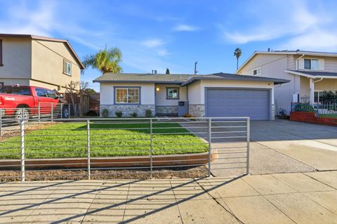 Photo of 3458 Rocky Mountain Drive, San Jose, CA 95127 (MLS # ML82029619)