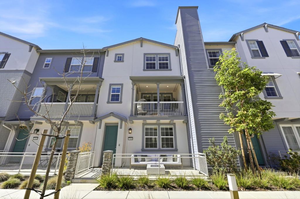 Photo of 37460 Bowline Road, Newark, CA 94560 (MLS # ML82038378)