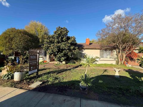 Photo of 3021 The Alameda, Concord, CA 94521 (MLS # 41118312)
