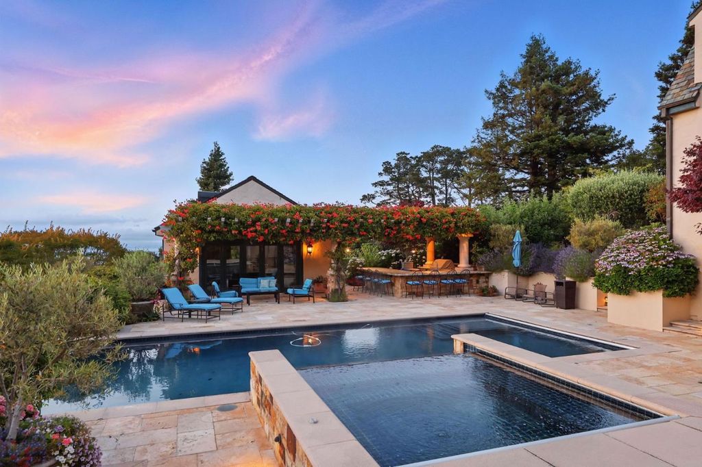 Photo of 1600 Marlborough Road, Hillsborough, CA 94010 (MLS # ML82012140)