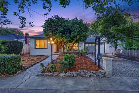 Photo of 333 Madrone Street, Redwood City, CA 94061 (MLS # ML82052351)