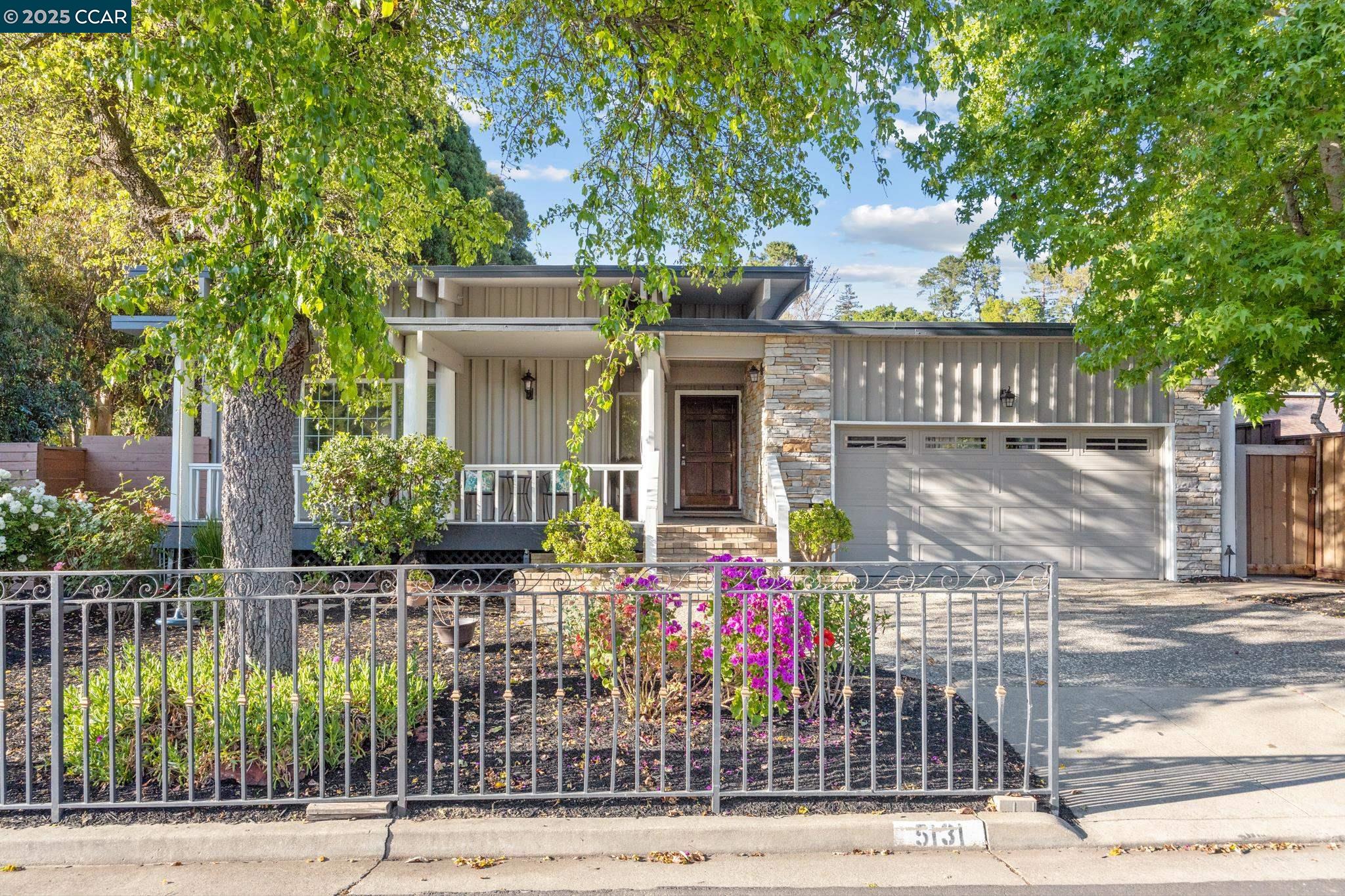 El Sobrante, California 94803, United States, 3 Bedrooms Bedrooms, ,2 BathroomsBathrooms,Residential,Active,135502