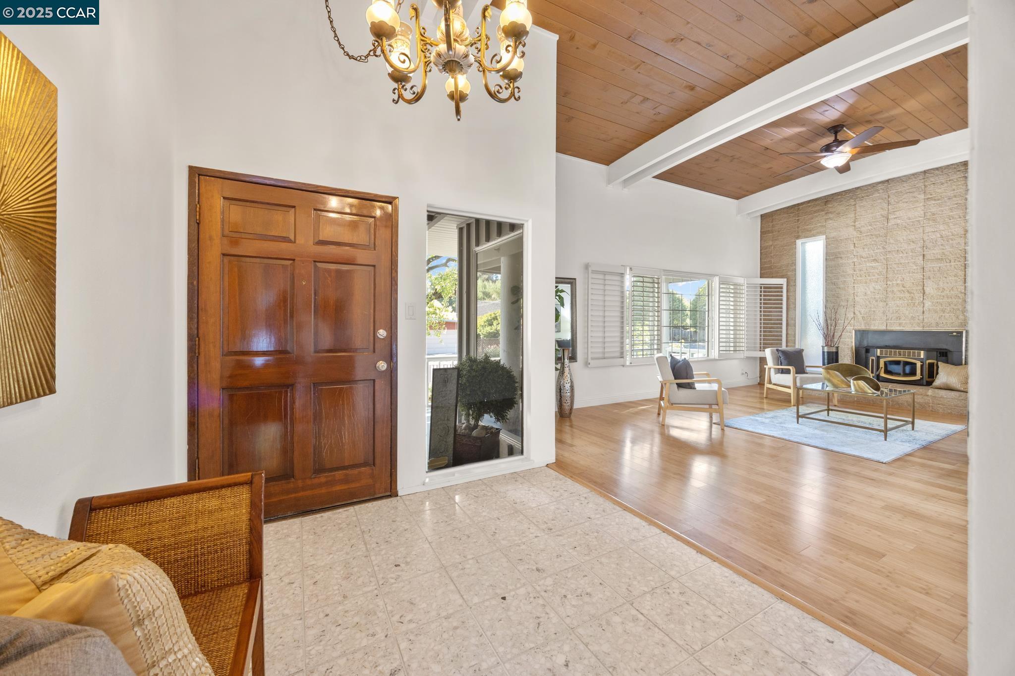 El Sobrante, California 94803, United States, 3 Bedrooms Bedrooms, ,2 BathroomsBathrooms,Residential,Active,135502