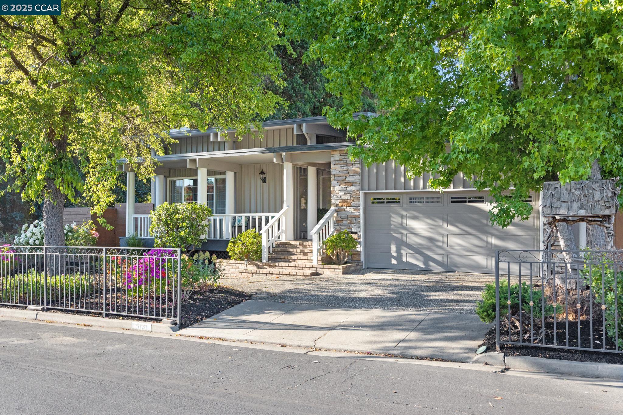 El Sobrante, California 94803, United States, 3 Bedrooms Bedrooms, ,2 BathroomsBathrooms,Residential,Active,135502