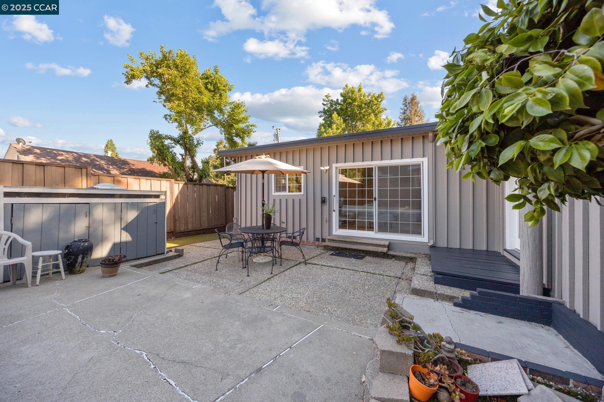 El Sobrante, California 94803, United States, 3 Bedrooms Bedrooms, ,2 BathroomsBathrooms,Residential,Active,135502