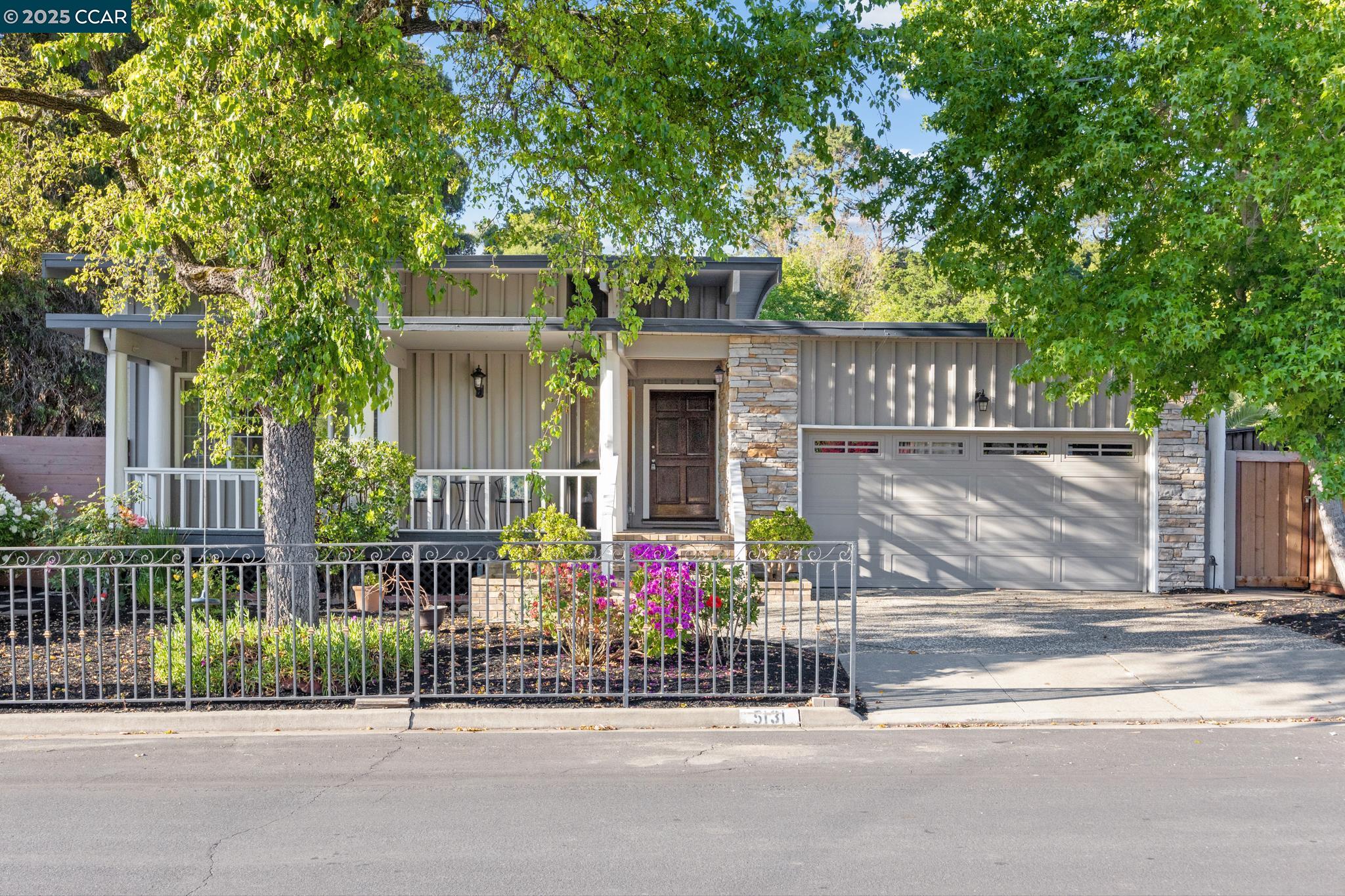 El Sobrante, California 94803, United States, 3 Bedrooms Bedrooms, ,2 BathroomsBathrooms,Residential,Active,135502