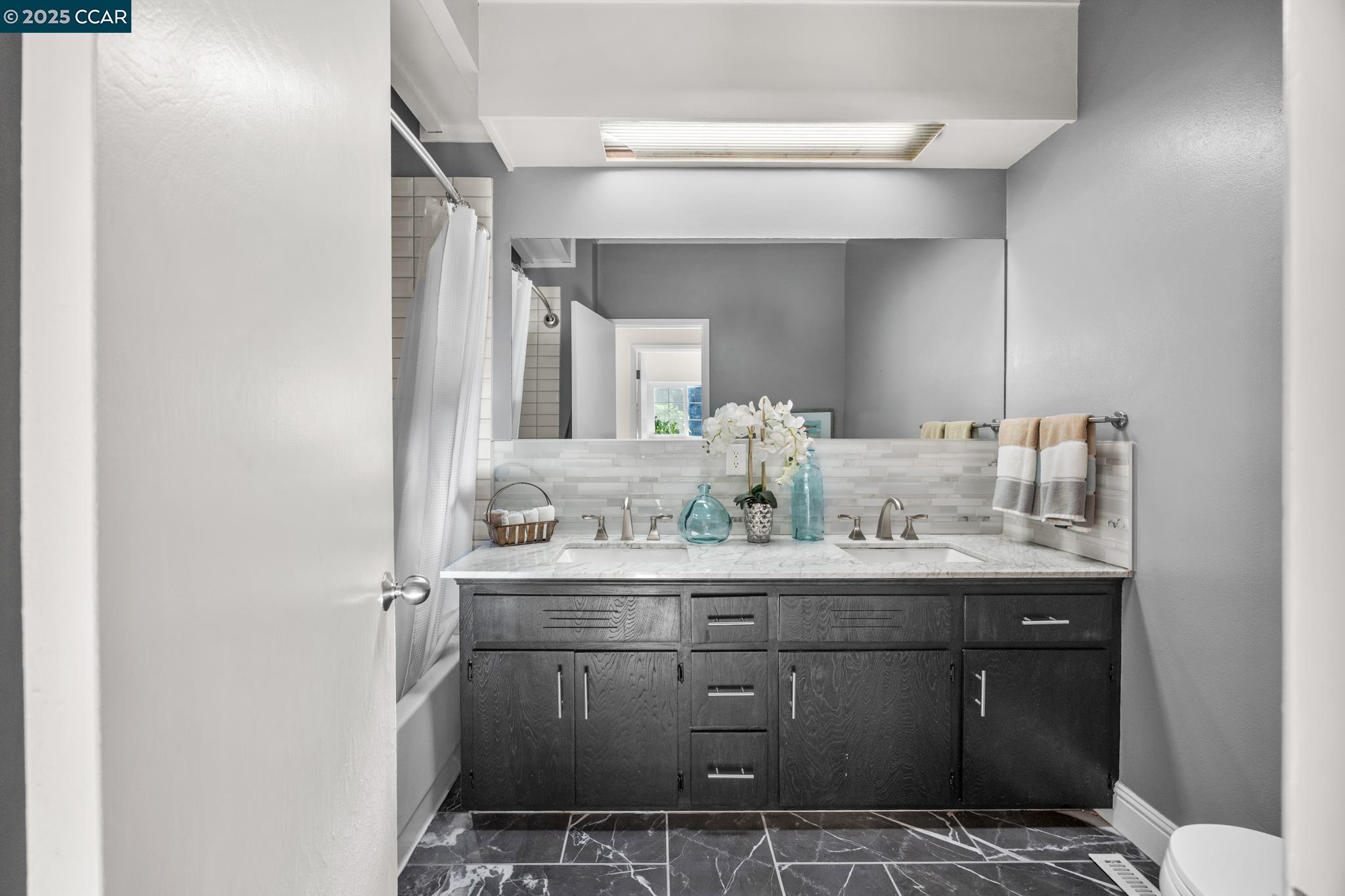 El Sobrante, California 94803, United States, 3 Bedrooms Bedrooms, ,2 BathroomsBathrooms,Residential,Active,135502