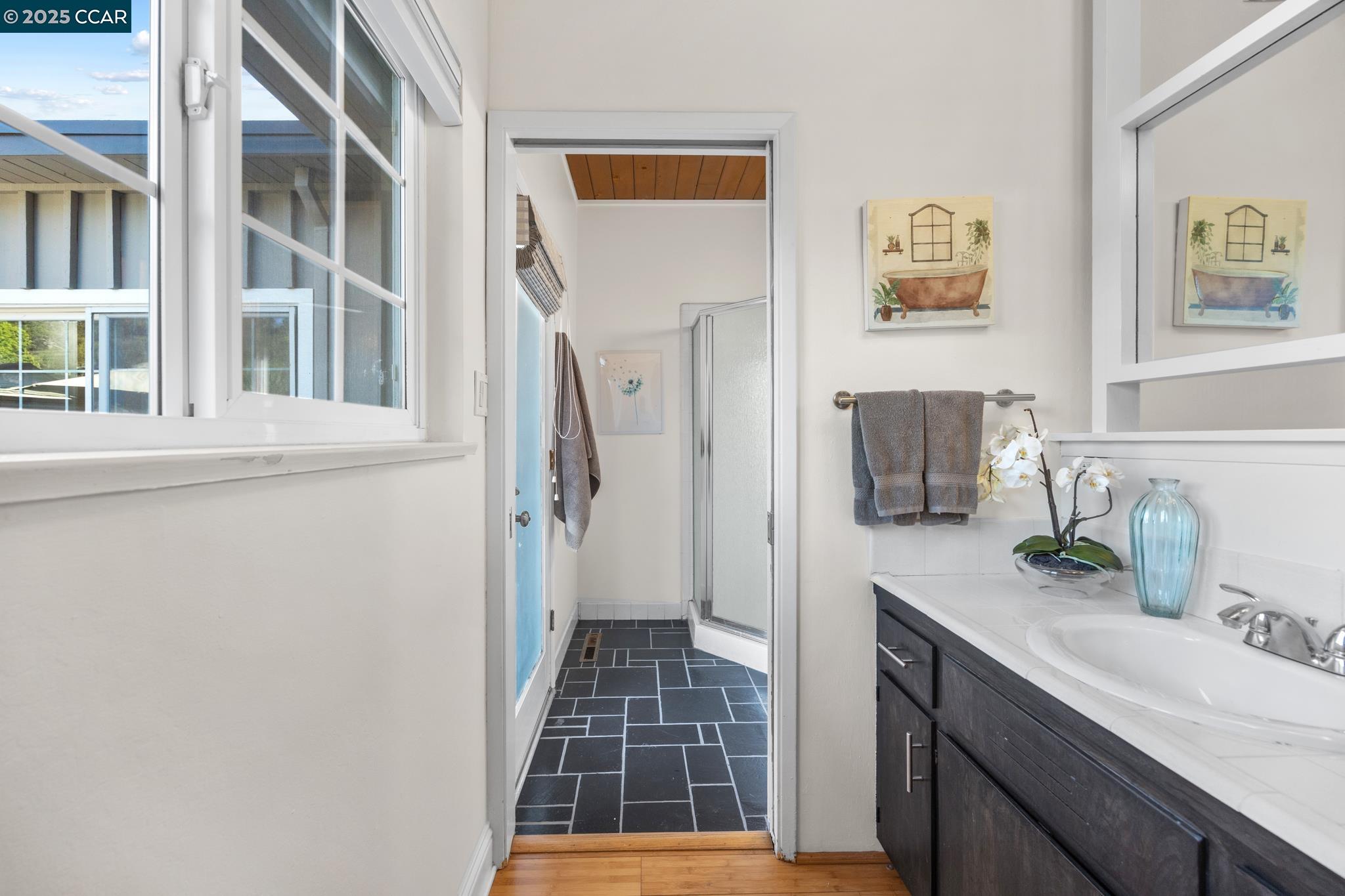 El Sobrante, California 94803, United States, 3 Bedrooms Bedrooms, ,2 BathroomsBathrooms,Residential,Active,135502