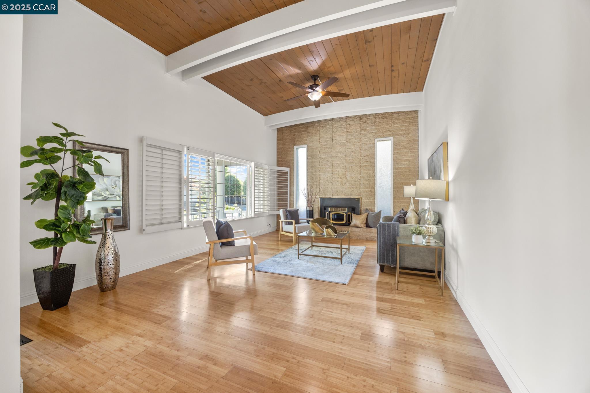 El Sobrante, California 94803, United States, 3 Bedrooms Bedrooms, ,2 BathroomsBathrooms,Residential,Active,135502