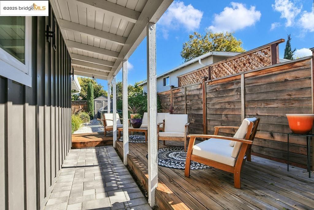 Photo of 3184 Meadowbrook Dr, Concord, CA 94519 (MLS # 41116373)