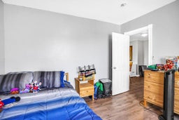 Listing photo 7