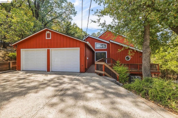 21284 CRYSTAL FALLS DR, SONORA, CA 95370 - Image 040fa74b95cfcf8c1b6c2002fca23838/3829874860