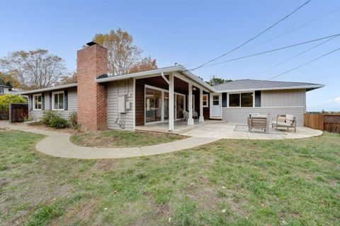 A home in San Mateo