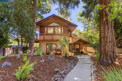 17460 Vineyard Rd – Investment Home