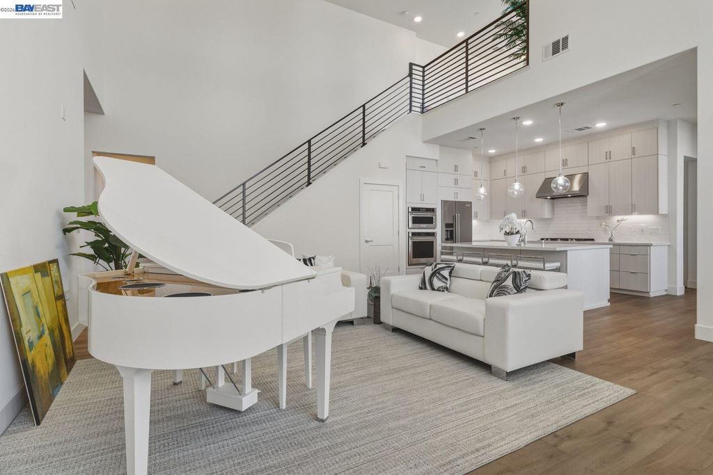 Photo of 1748 Kilowatt Way #402, Fremont, CA 94539 (MLS # 41128395)