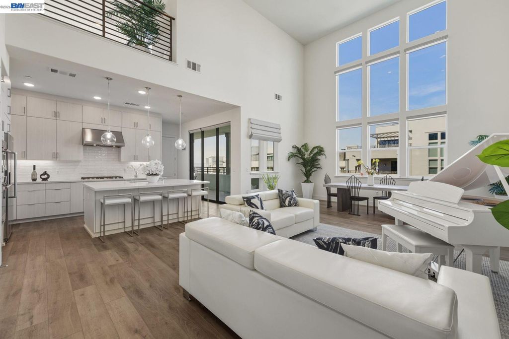 Photo of 1748 Kilowatt Way #402, Fremont, CA 94539 (MLS # 41128395)