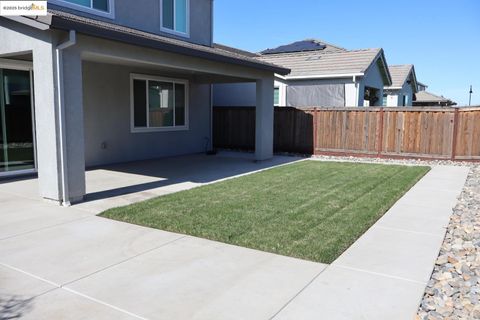 A home in Lathrop