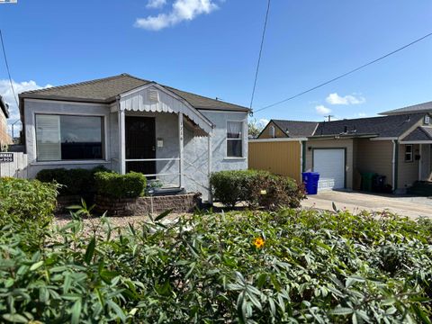 A home in San Leandro